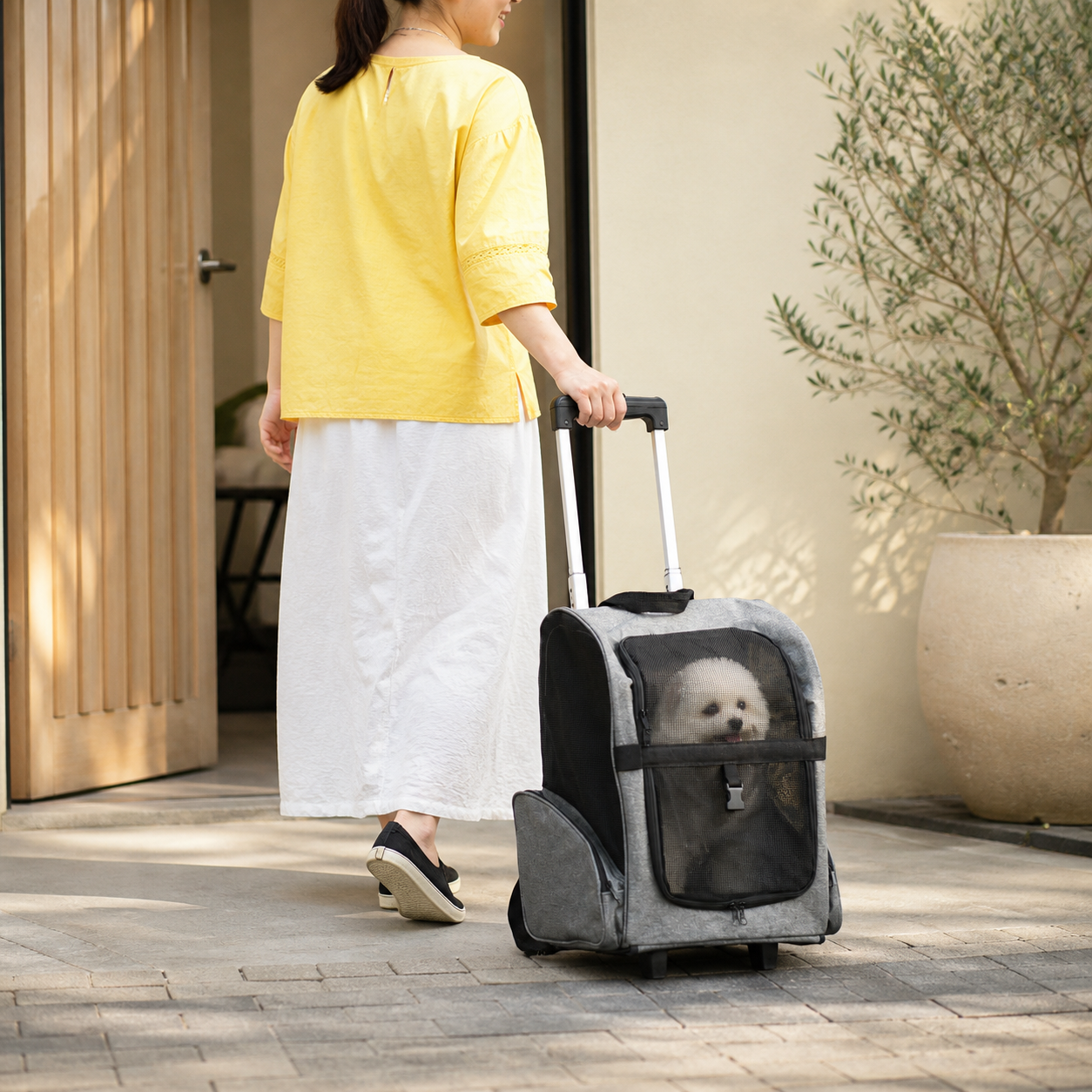 Wheeled Pet Carrier Backpack — Up to 4kg — second lifestyle view