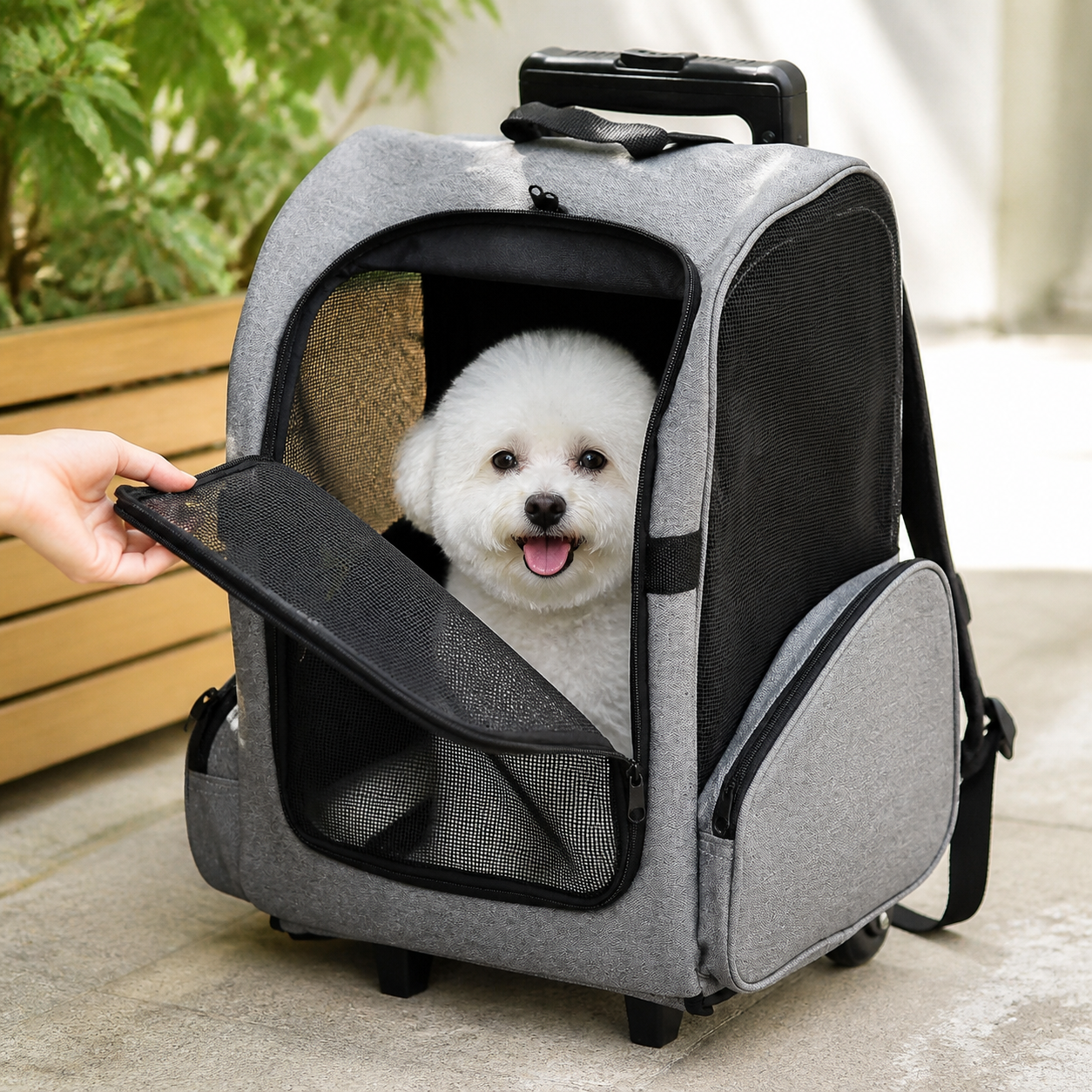 Wheeled Pet Carrier Backpack — Up to 4kg — key feature detail